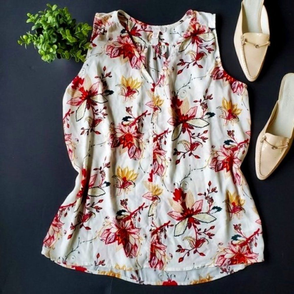 Eliane Rose White with floral details blouse
